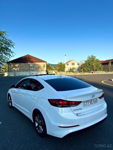 Hyundai Elantra 2018, 61,000 km - 2.0 l - Zaqatala