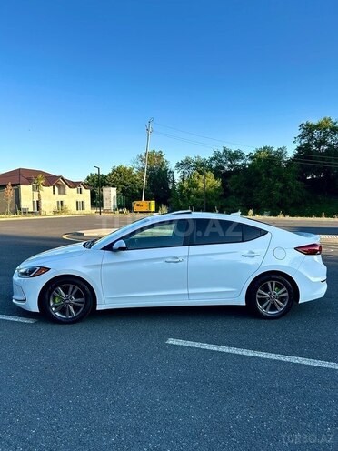 Hyundai Elantra 2018, 61,000 km - 2.0 l - Zaqatala