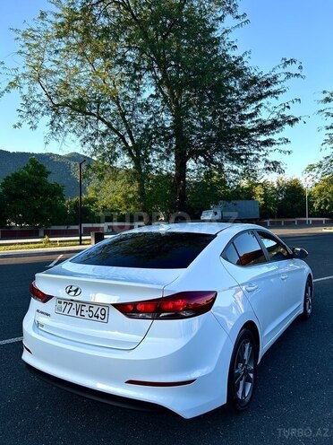 Hyundai Elantra 2018, 61,000 km - 2.0 l - Zaqatala