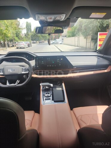 Changan Qiyuan Q05 2025, 4,100 km - 1.5 l - Bakı