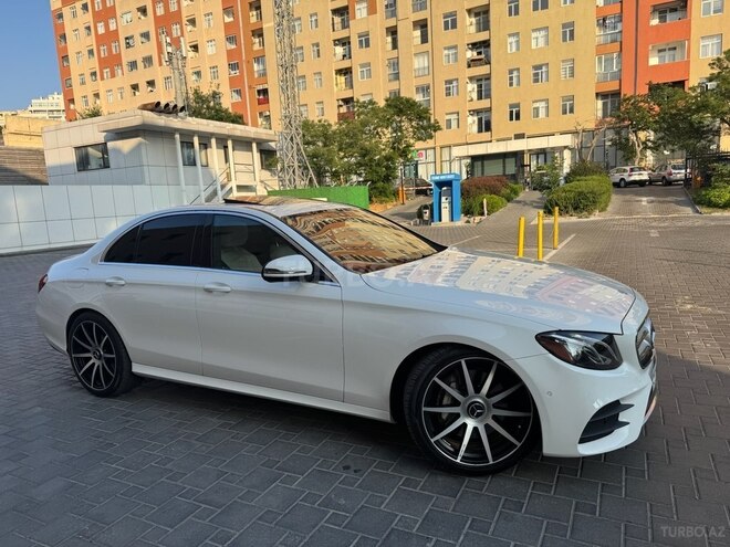 Mercedes E 300-7