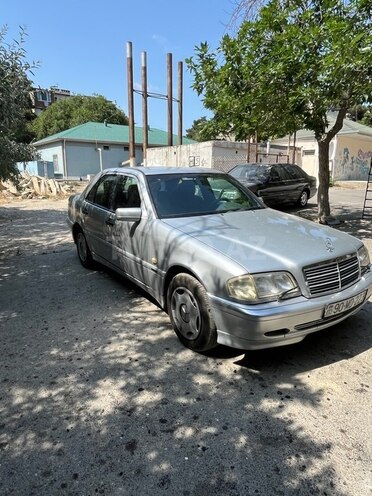 Mercedes C 180 1997, 285,576 km - 1.8 л - Bakı