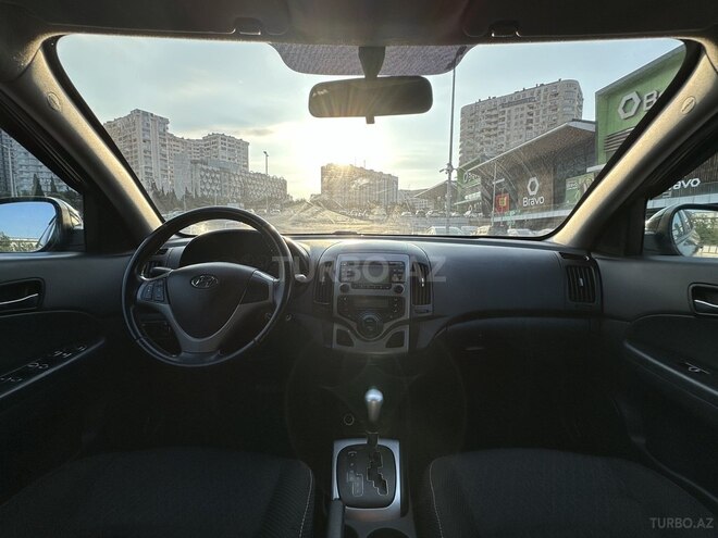 Hyundai i30 2010, 246,000 km - 1.6 l - Bakı
