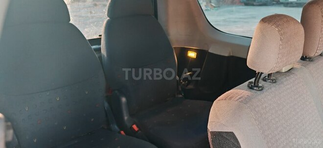 Dacia Logan 2008, 225,683 km - 1.5 l - Bakı