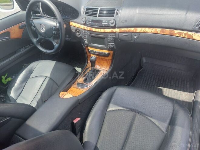 Mercedes E 220 d 2008, 302,000 km - 2.2 l - Bakı