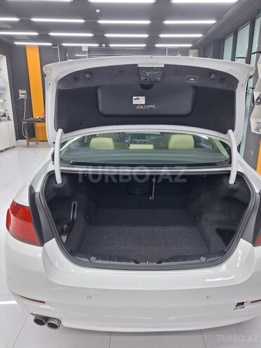 BMW 528 2016, 135,000 km - 2.0 l - Bakı