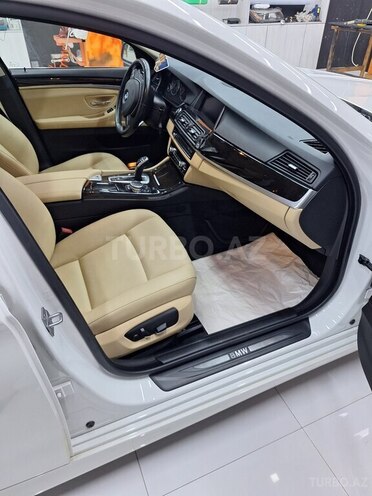 BMW 528 2016, 135,000 km - 2.0 l - Bakı