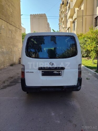 Nissan Urvan 2008, 330,000 km - 3.0 l - Bakı