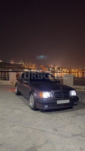 Mercedes E 220 1995, 200,000 km - 2.2 л - Bakı