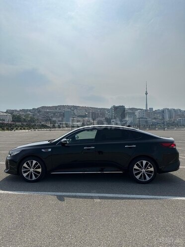 Kia K5-4
