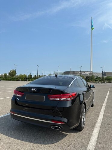 Kia K5-7