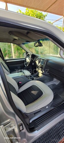 Ford Explorer 2003, 228,177 km - 4.0 l - Bakı