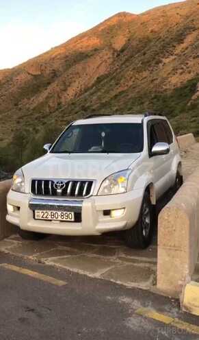 Toyota Land Cruiser Prado-4