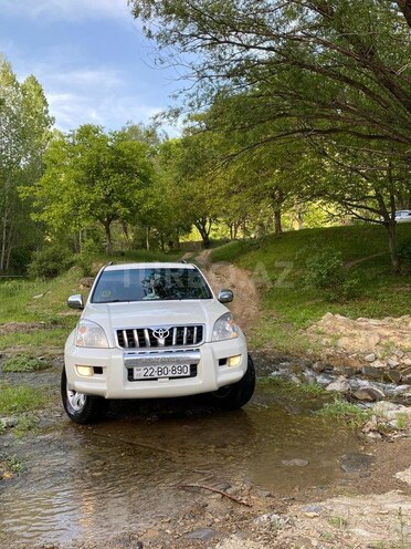 Toyota Land Cruiser Prado-3