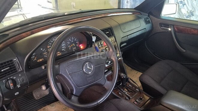 Mercedes C 240 1999, 248,000 km - 2.4 l - Bakı