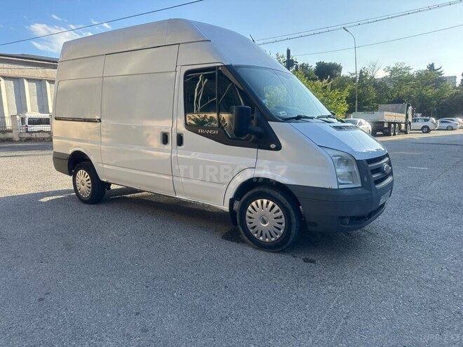 Ford Transit-1