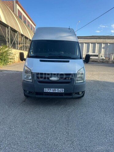 Ford Transit-2