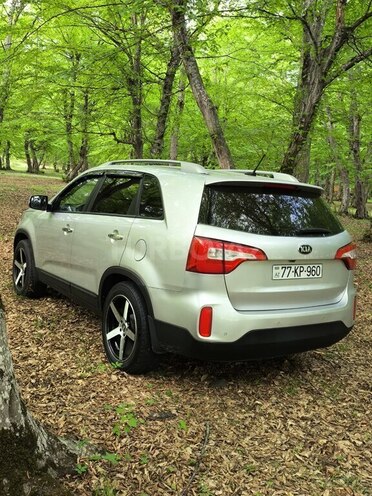 Kia Sorento-4