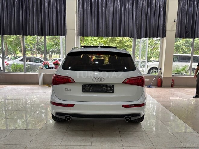 Audi Q5 2011, 140,000 km - 2.0 l - Mingəçevir