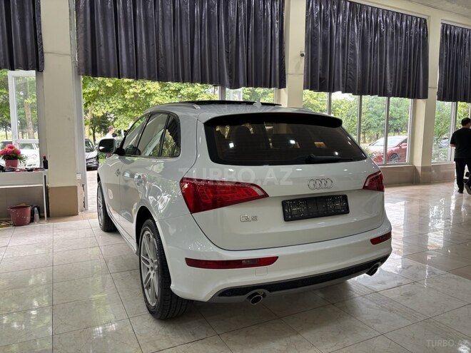Audi Q5 2011, 140,000 km - 2.0 l - Mingəçevir