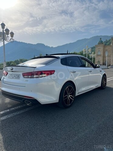 Kia K5-13