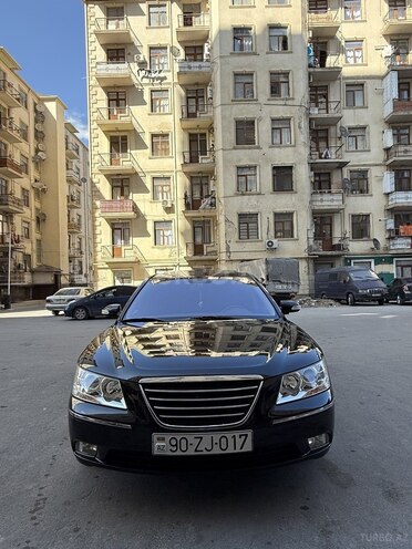 Hyundai Sonata-1