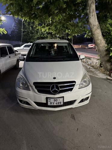 Mercedes B 180 2009, 149,000 km - 1.7 l - Mingəçevir