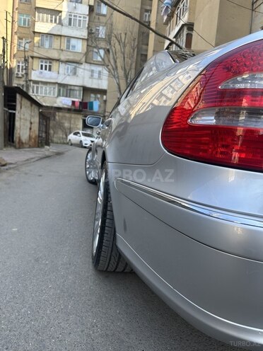 Mercedes E 320 2002, 221,350 km - 3.2 l - Bakı