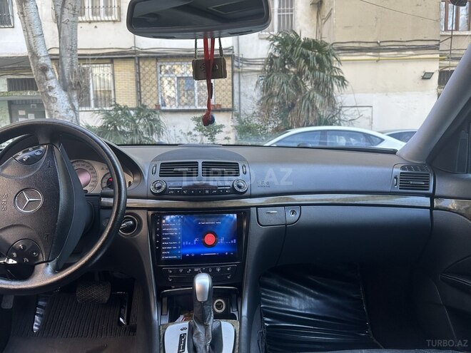 Mercedes E 320 2002, 221,350 km - 3.2 l - Bakı