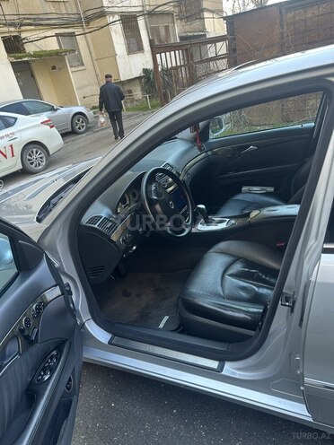 Mercedes E 320 2002, 221,350 km - 3.2 l - Bakı
