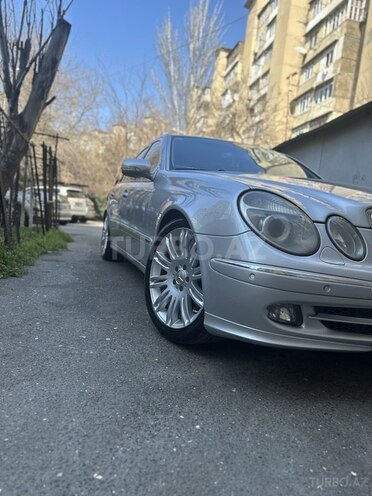 Mercedes E 320 2002, 221,350 km - 3.2 l - Bakı