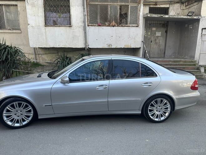 Mercedes E 320 2002, 221,350 km - 3.2 l - Bakı