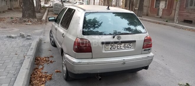 Volkswagen Golf 1994, 288,000 km - 2.0 l - Gəncə