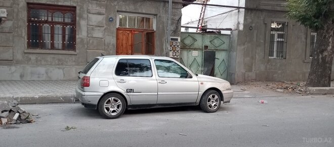 Volkswagen Golf 1994, 288,000 km - 2.0 l - Gəncə