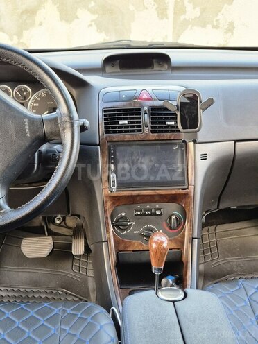 Peugeot 307 2005, 140,000 km - 2.0 l - Bakı