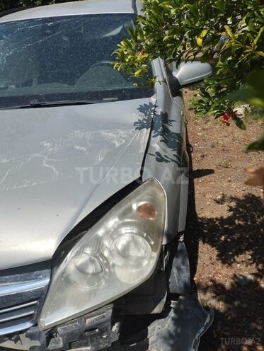 Opel Astra 2007, 285,000 km - 1.3 л - Ağcabədi