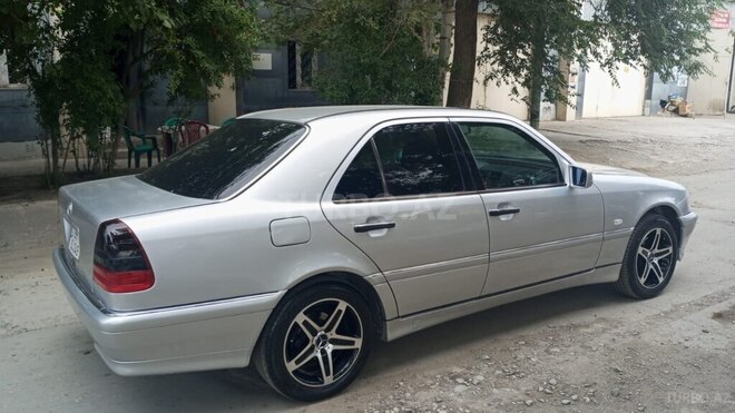 Mercedes C 200 1997, 390,123 km - 2.0 л - Sumqayıt