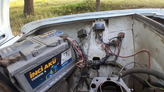LADA (VAZ) 2106 1983, 74,200 km - 1.6 l - Qazax