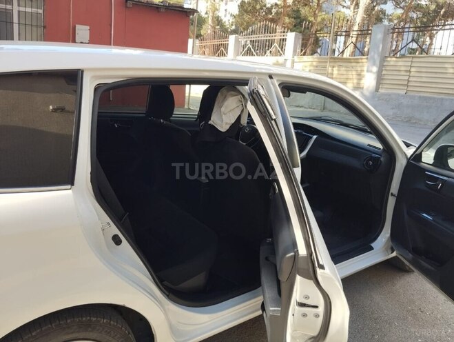 Toyota Corolla Fielder 2019, 130,000 km - 1.5 л - Bakı