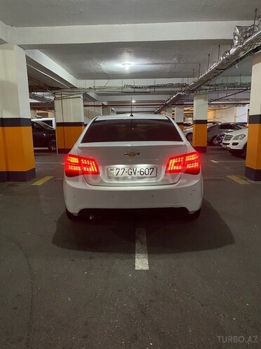 Chevrolet Cruze-2