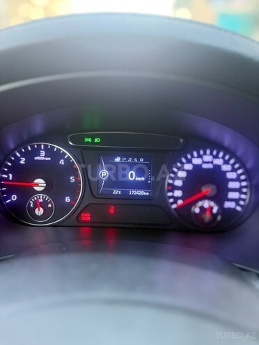 Kia Sorento-17