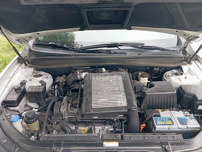 Hyundai Santa Fe-9