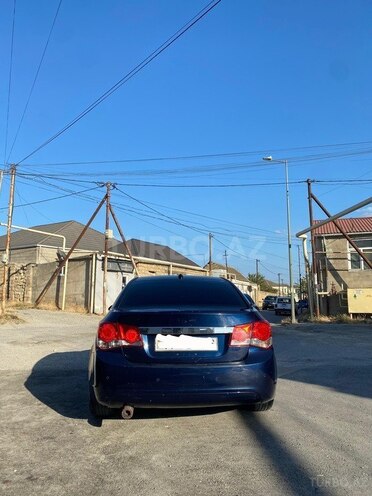 Chevrolet Cruze-6