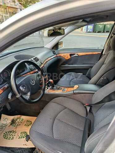 Mercedes E 240 2002, 277,000 km - 2.4 l - Bakı
