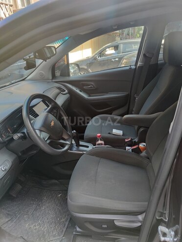 Chevrolet Trax-9