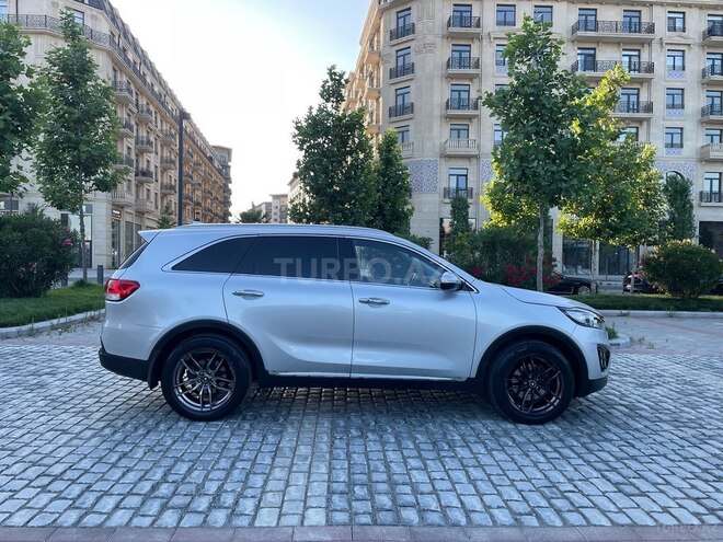 Kia Sorento-7