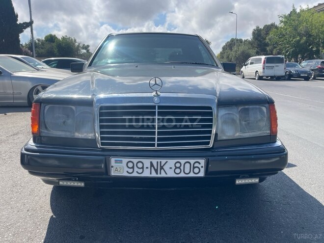 Mercedes E 200 1991, 250,000 km - 2.0 l - Bakı