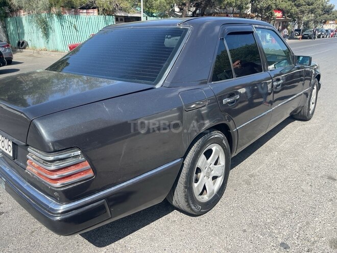 Mercedes E 200 1991, 250,000 km - 2.0 l - Bakı