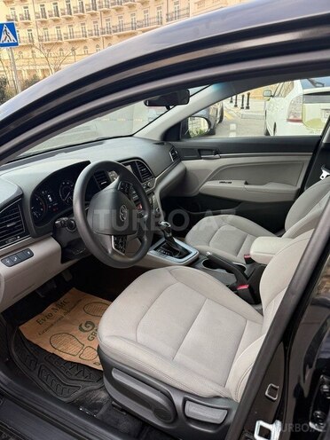 Hyundai Elantra 2018, 112,654 km - 2.0 l - Bakı