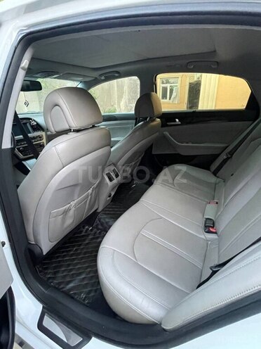 Hyundai Sonata-3